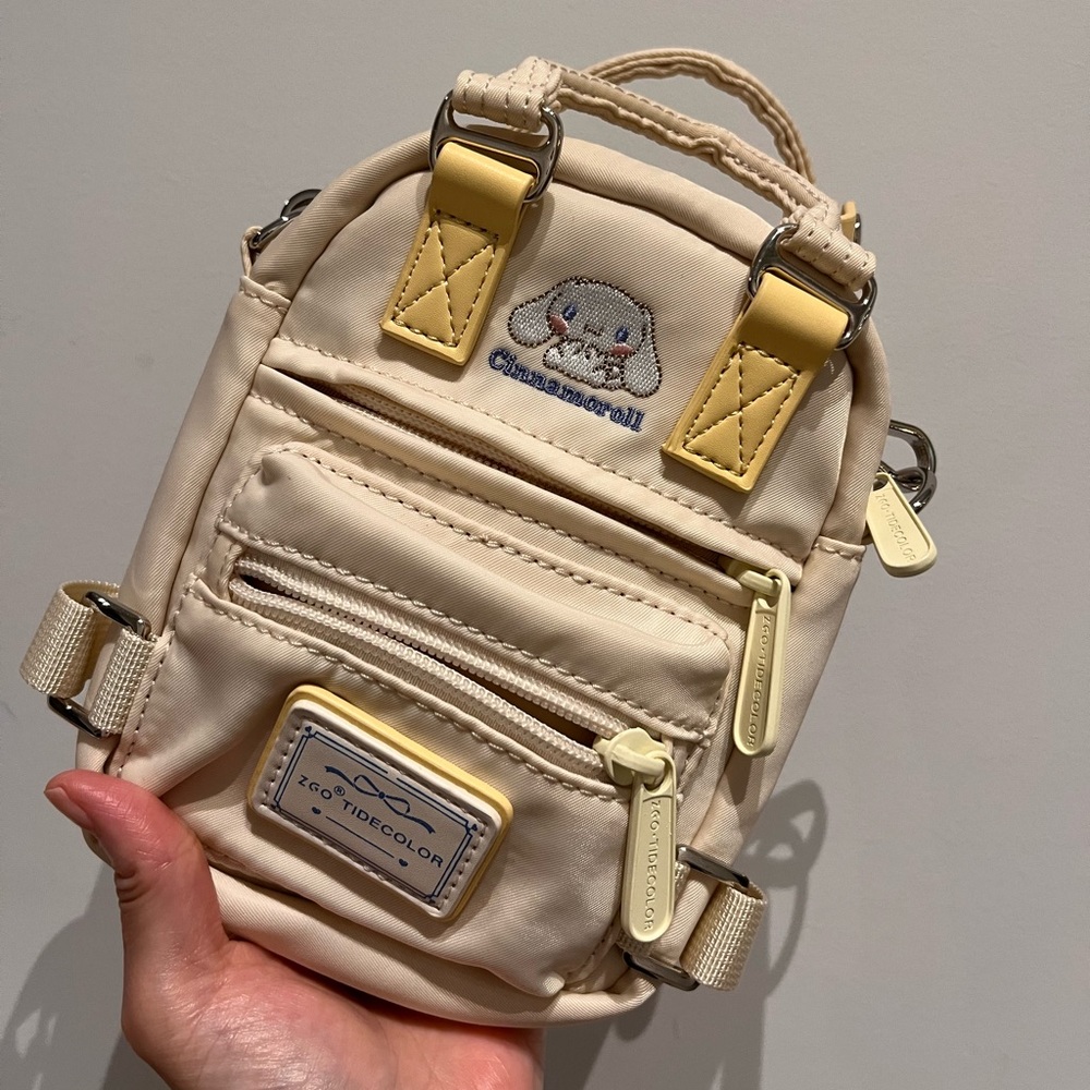 Rare! NWOT Sanrio Cinnamoroll Cross body Bag - Picture 1 of 5